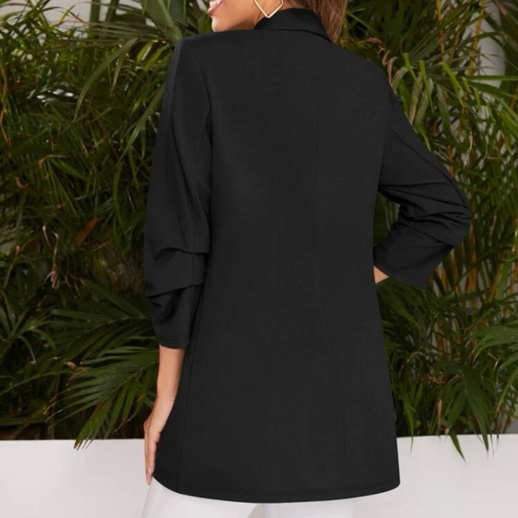 Black blazer - - Picture 3 of 3